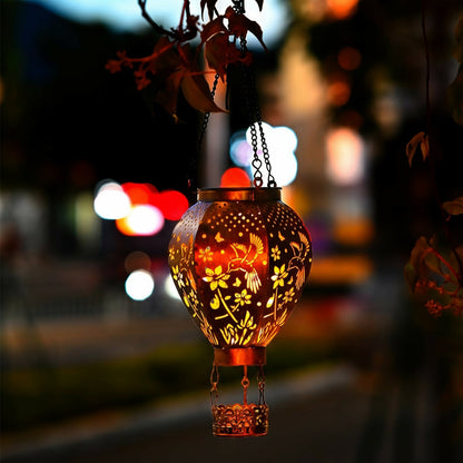 Solar Hot Air Balloon Lantern – Auto-On, Hollow-Out Projection, Weatherproof
