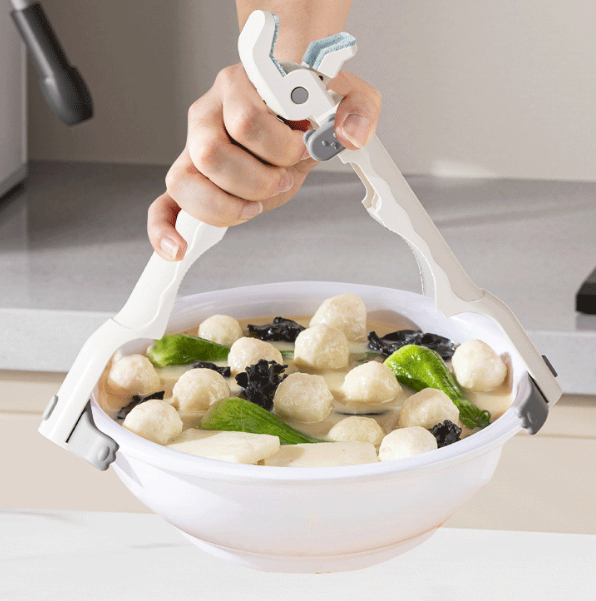 Multi-functional kitchen anti-slip and heat-resistant clip